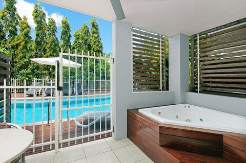 Mantra Aqueous On Port - Accommodation Sunshine Coast 7