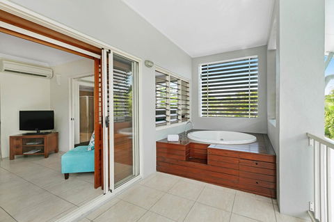 Mantra Aqueous On Port - Accommodation Sunshine Coast 17