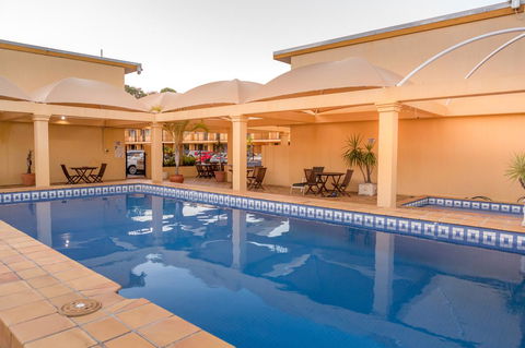 The Robert Towns - Accommodation Sunshine Coast 6