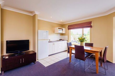 Ambassador On Ruthven - Accommodation Sunshine Coast 27