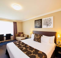 Best Western Plus Ambassador On Ruthven Motor Inn - Accommodation Sunshine Coast