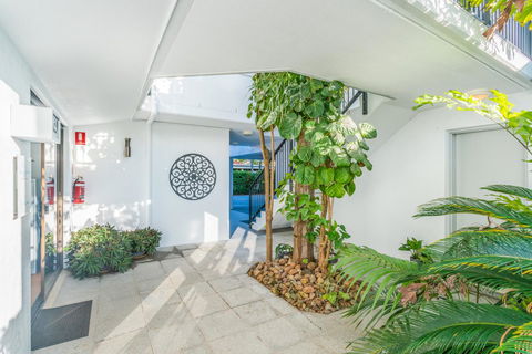 Noosa Boutique Apartments & Elkhorn Villas - Accommodation Sunshine Coast 7