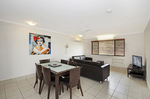 Townsville Holiday Apartments - Accommodation Sunshine Coast 21