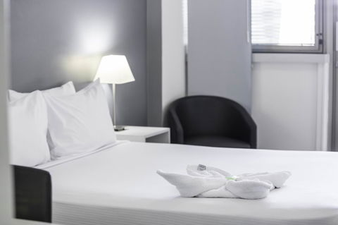 George Williams Hotel - Accommodation Sunshine Coast 13