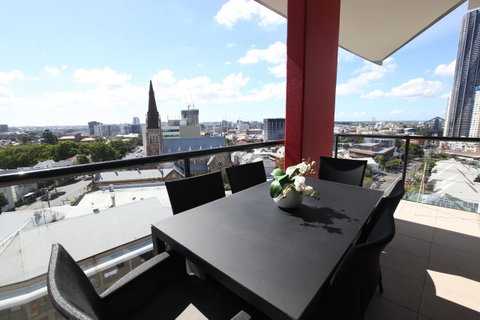 Tribeca Apartments - Accommodation Sunshine Coast 7