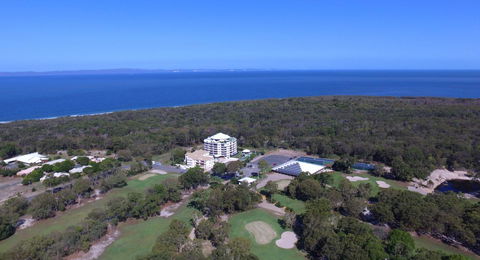 Fairways Golf & Beach Retreat Bribie Island - Accommodation Sunshine Coast 7