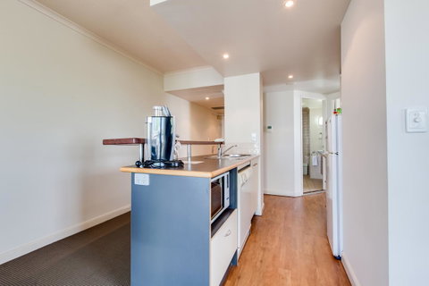 Central Cosmo Apartment Hotel - Accommodation Sunshine Coast 10