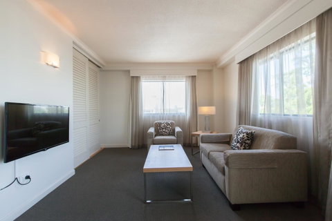 Central Cosmo Apartment Hotel - Accommodation Sunshine Coast 5