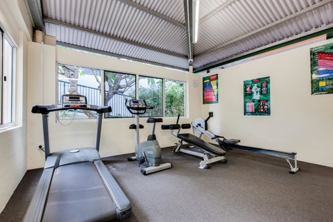 Central Cosmo Apartment Hotel - Accommodation Sunshine Coast 23