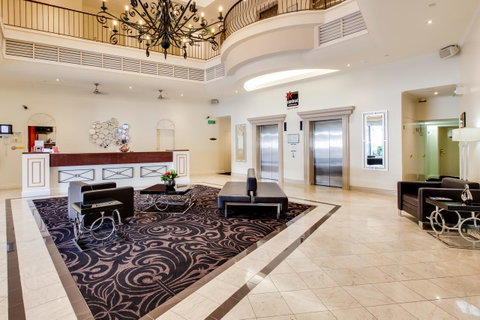 Central Cosmo Apartment Hotel - Accommodation Sunshine Coast 3