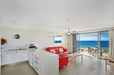 Catalina Resort - Accommodation Sunshine Coast 35