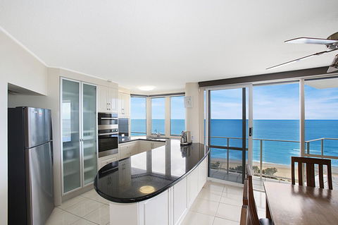 Catalina Resort - Accommodation Sunshine Coast 31