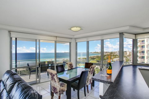 Catalina Resort - Accommodation Sunshine Coast 2
