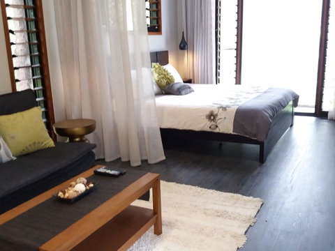 Forest Lodge: Little Villa - Accommodation Sunshine Coast 4