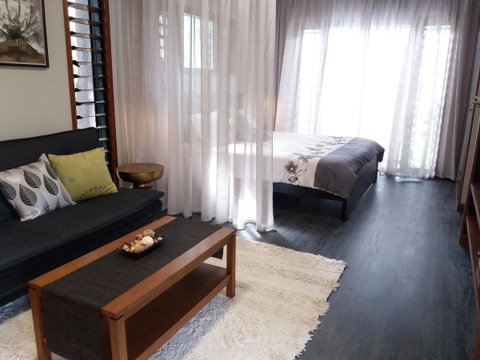 Forest Lodge: Little Villa - Accommodation Sunshine Coast 3