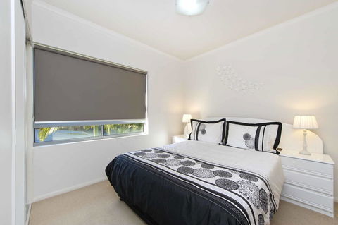 On The Bay Apartments - Accommodation Sunshine Coast 23