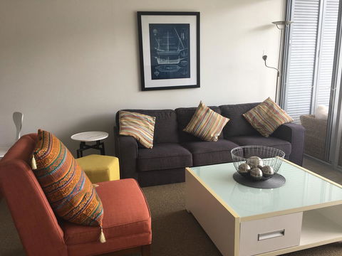 Absolute Waterfront Magnetic Island - Accommodation Sunshine Coast 2