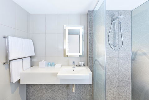 Holiday Inn Express Brisbane Central, An IHG Hotel - Accommodation Sunshine Coast 9