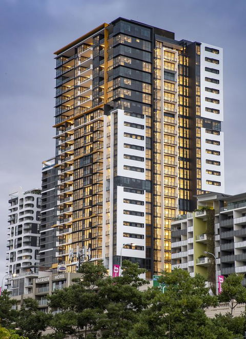 Hope Street Apartments By CLLIX - Accommodation Sunshine Coast 0