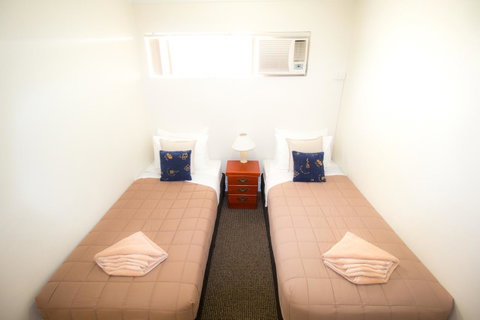 Aabon Apartments & Motel - Accommodation Sunshine Coast 12