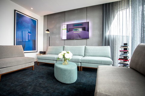 Eatons Hill Hotel - Accommodation Sunshine Coast 32