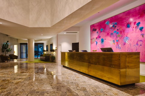 Eatons Hill Hotel - Accommodation Sunshine Coast 0