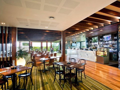 Eatons Hill Hotel - Accommodation Sunshine Coast 6