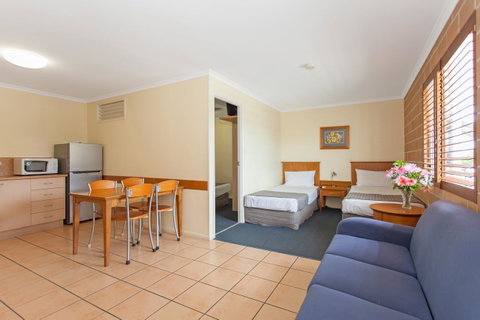 Windmill Motel & Events Centre - Accommodation Sunshine Coast 2