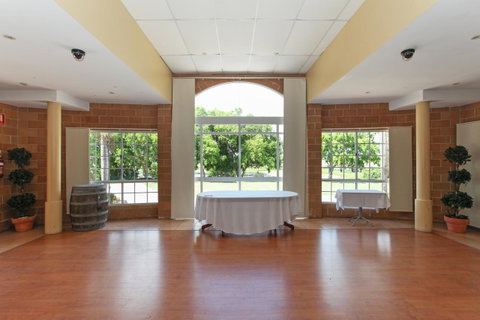 Windmill Motel & Events Centre - Accommodation Sunshine Coast 20