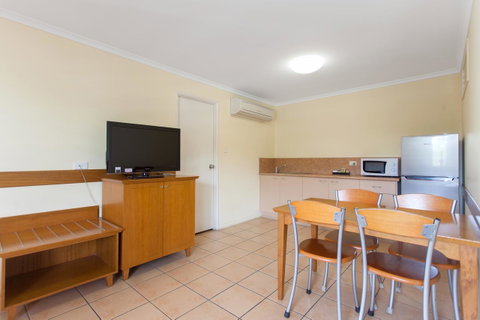 Windmill Motel & Events Centre - Accommodation Sunshine Coast 1