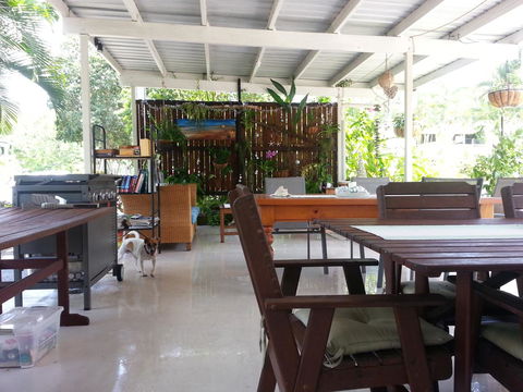 Clifton Sands Holiday Units - Accommodation Sunshine Coast 14