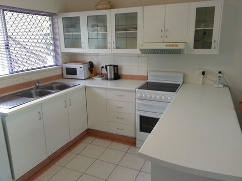 Clifton Sands Holiday Units - Accommodation Sunshine Coast 37