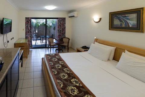 Novena Palms Motel - Accommodation Sunshine Coast 16