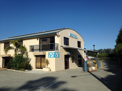 Novena Palms Motel - Accommodation Sunshine Coast 4