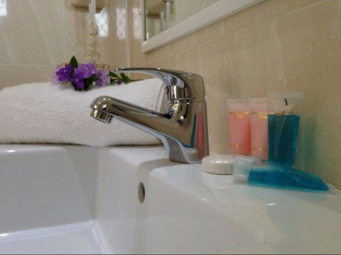 Novena Palms Motel - Accommodation Sunshine Coast 2