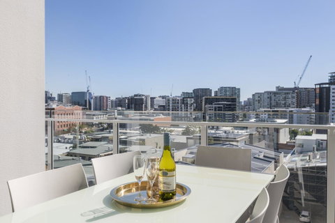 DoubleOne3 Apartments - Accommodation Sunshine Coast 4