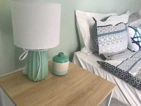 Location! 2BR Town View Unit In Centre Of Airlie. - Accommodation Sunshine Coast 14