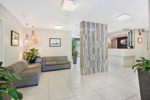 Majorca Isle Beachside Resort - Accommodation Sunshine Coast 12