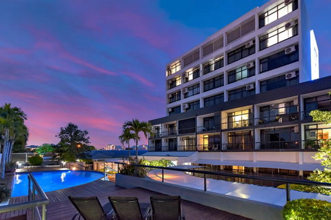 Sunshine Tower Hotel - Accommodation Sunshine Coast 3