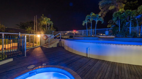 Sunshine Tower Hotel - Accommodation Sunshine Coast 12