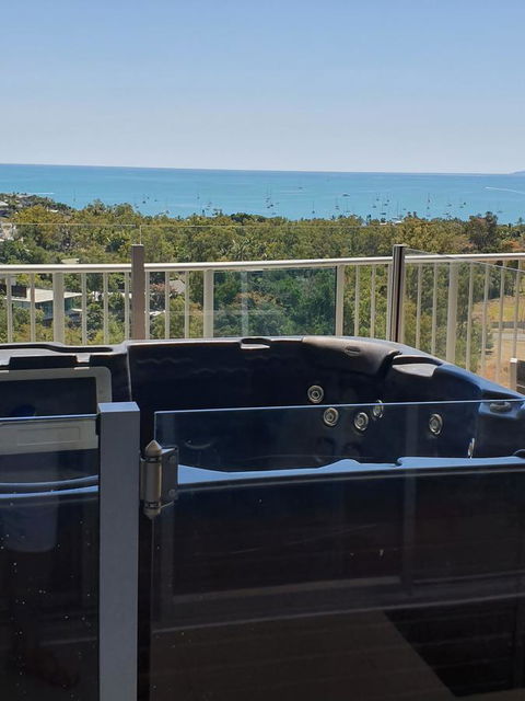 Azure Sea Whitsunday Resort - Accommodation Sunshine Coast 20
