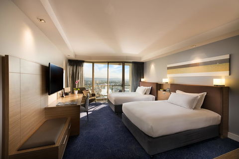Sofitel Gold Coast Broadbeach - Accommodation Sunshine Coast 6