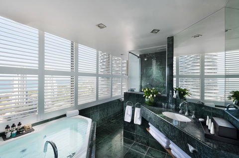 Sofitel Gold Coast Broadbeach - Accommodation Sunshine Coast 24