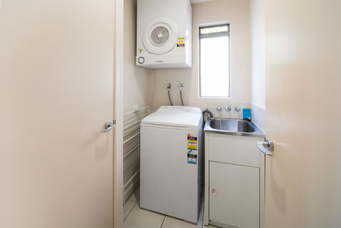 Portside Whitsunday Luxury Holiday Apartments - Accommodation Sunshine Coast 11