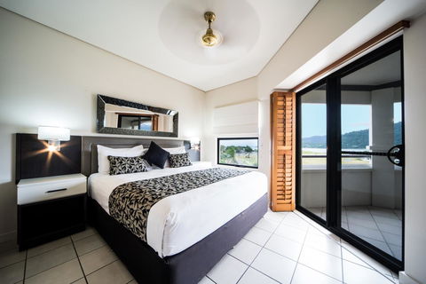 Portside Whitsunday Luxury Holiday Apartments - Accommodation Sunshine Coast 10