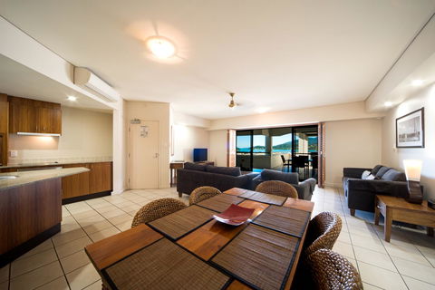 Portside Whitsunday Luxury Holiday Apartments - Accommodation Sunshine Coast 17