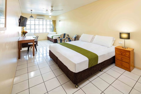 Hides Hotel - Accommodation Sunshine Coast 13
