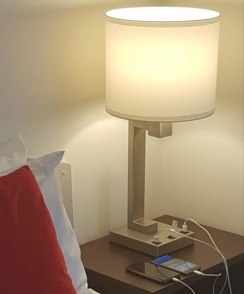 Hides Hotel - Accommodation Sunshine Coast 5