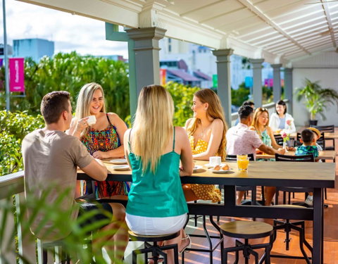 Hides Hotel - Accommodation Sunshine Coast 30