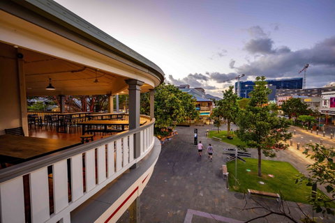 Hides Hotel - Accommodation Sunshine Coast 26